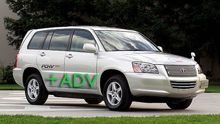 Toyota FCHV-adv Gets New Fuel Cell Hybrid System, Has Over 500 Mile Range